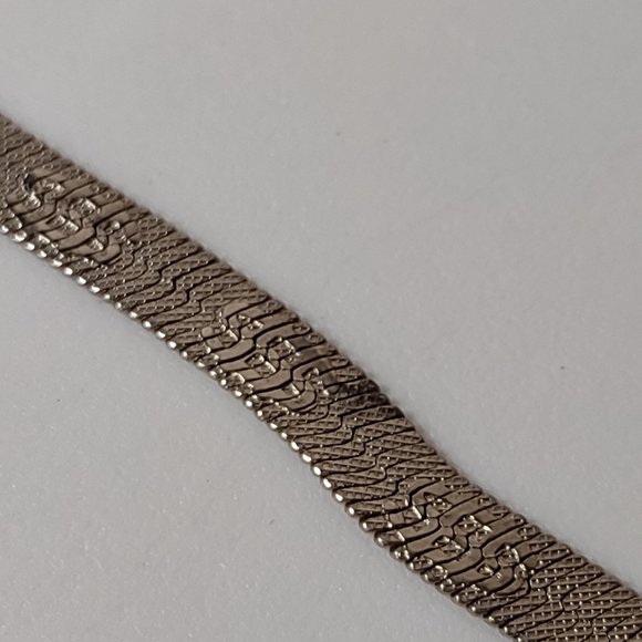 17.5 Inch Snake Chain With Dollar Signs - Picture 11 of 14